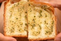 Homemade Instant Garlic Spread Recipe for Bread & Dips