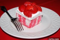 Strawberry Jello Poke Cake Recipe with Creamy Frosting