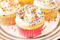 Classic Vanilla Cupcake Recipe with Perfect Buttercream Frosting