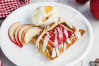 19 Perfect Desserts for Two: Small-Batch Treats to Share