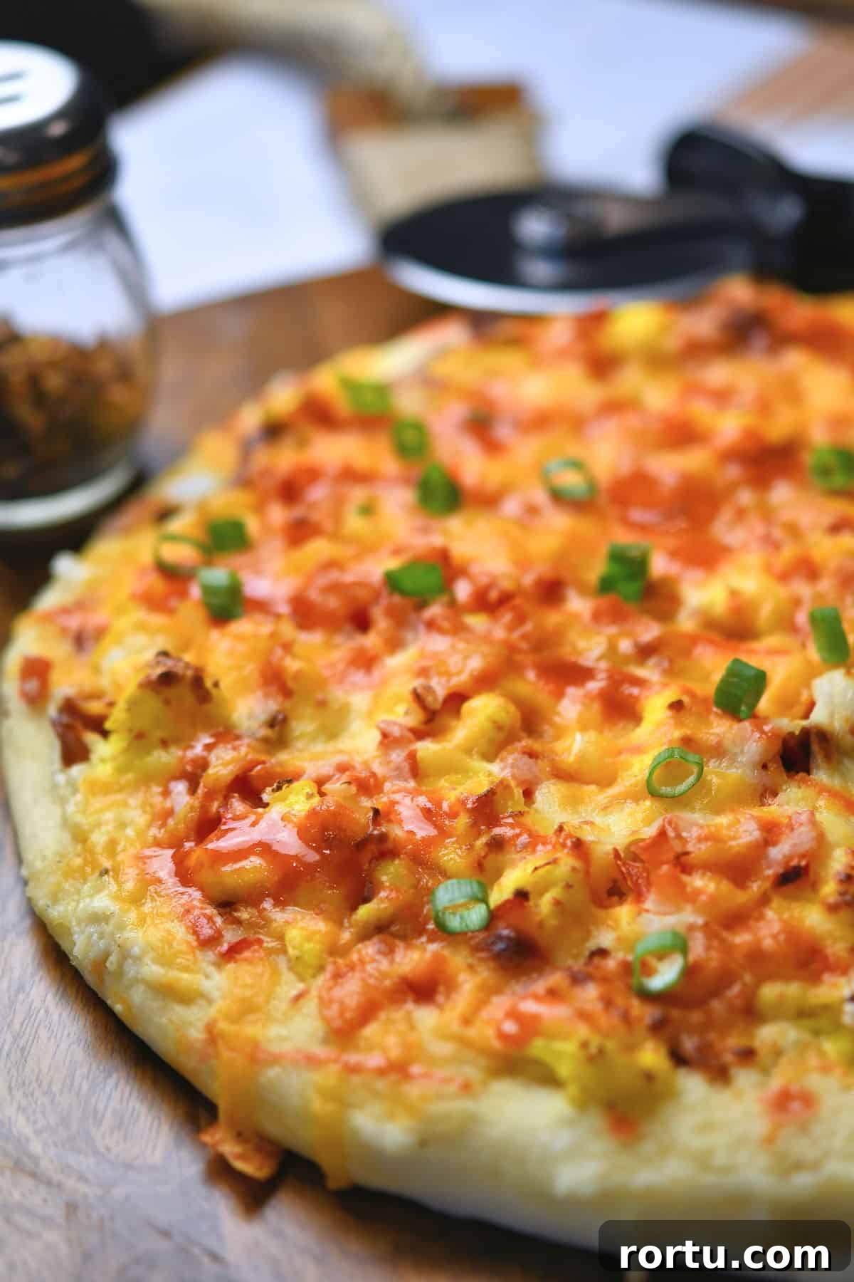 24Bite: Bacon and Eggs Breakfast Pizza Recipe by Christian Guzman