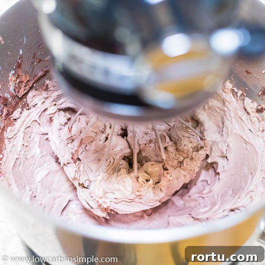 Keto Chocolate Buttercream Frosting: 5 Tips for Perfect Results 6 Fluffy Frosting | Low-Carb, So Simple
