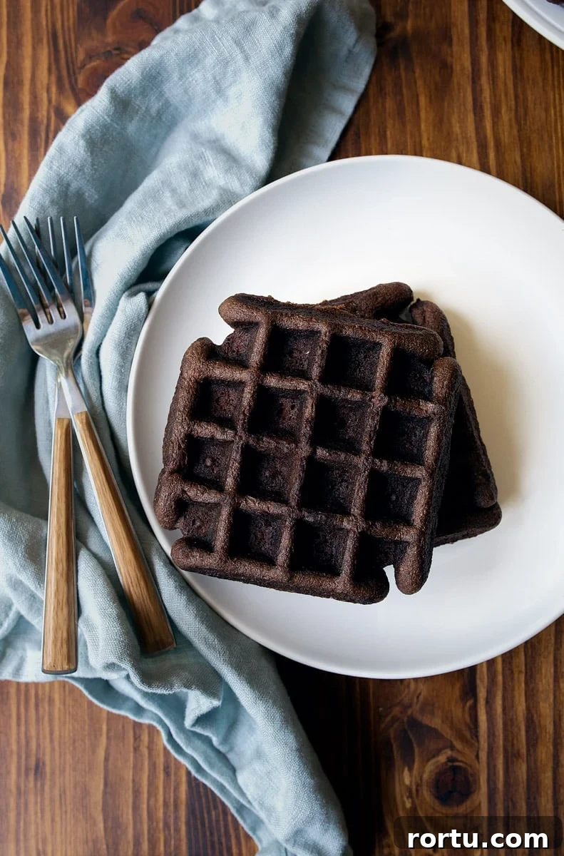 Cake mix waffles. How to make chocolate waffles using chocolate cake mix
