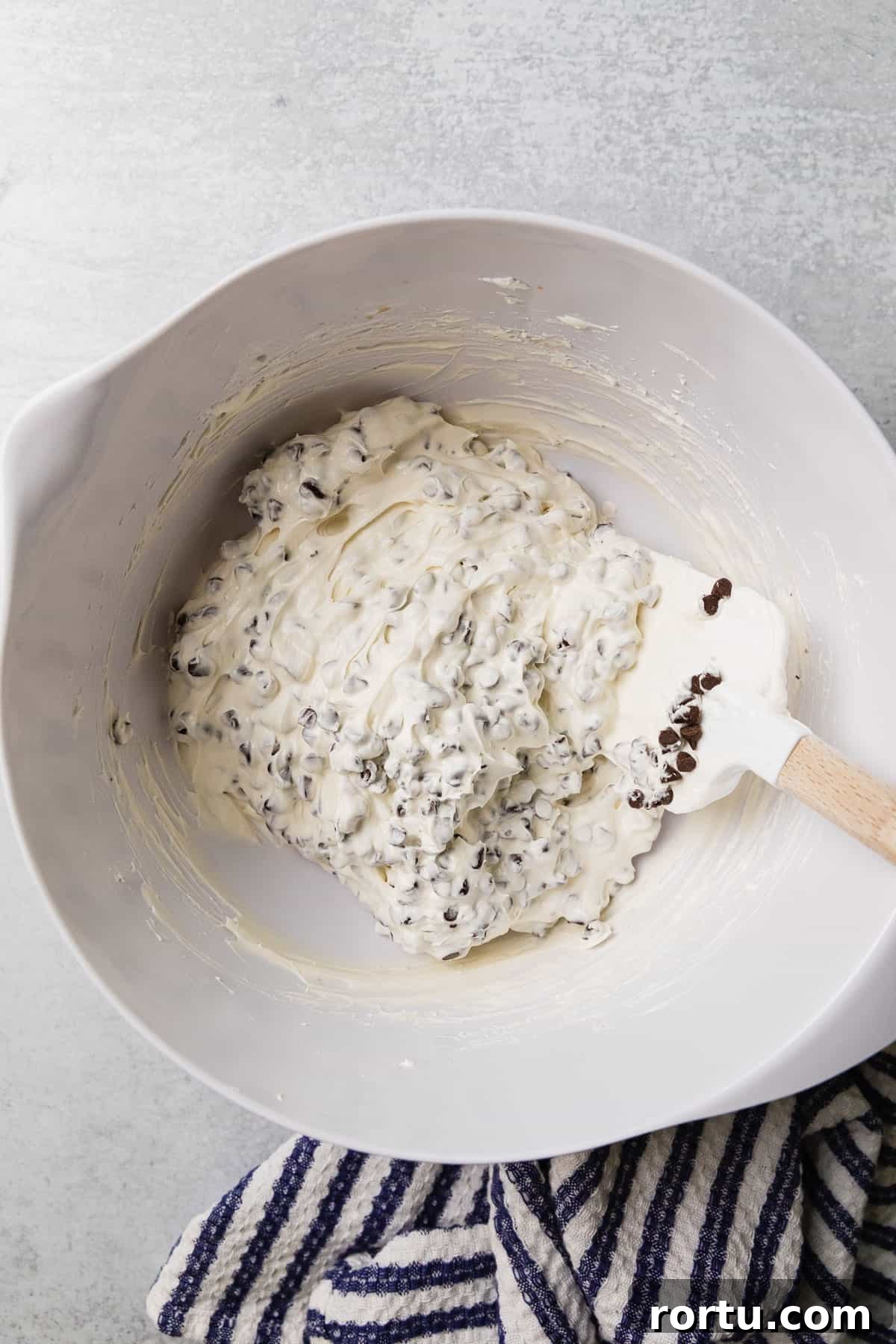 Viral TikTok Booty Dip Recipe: Step-by-Step Guide for Parties 7 making step 4 of the recipe