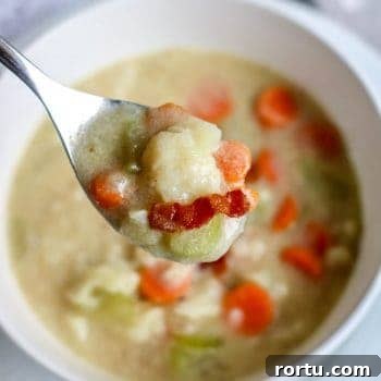 Low Carb Bacon Cauliflower Chowder