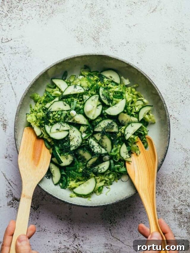 cropped-greek-lettuce-salad-maroulosalata-5.jpg