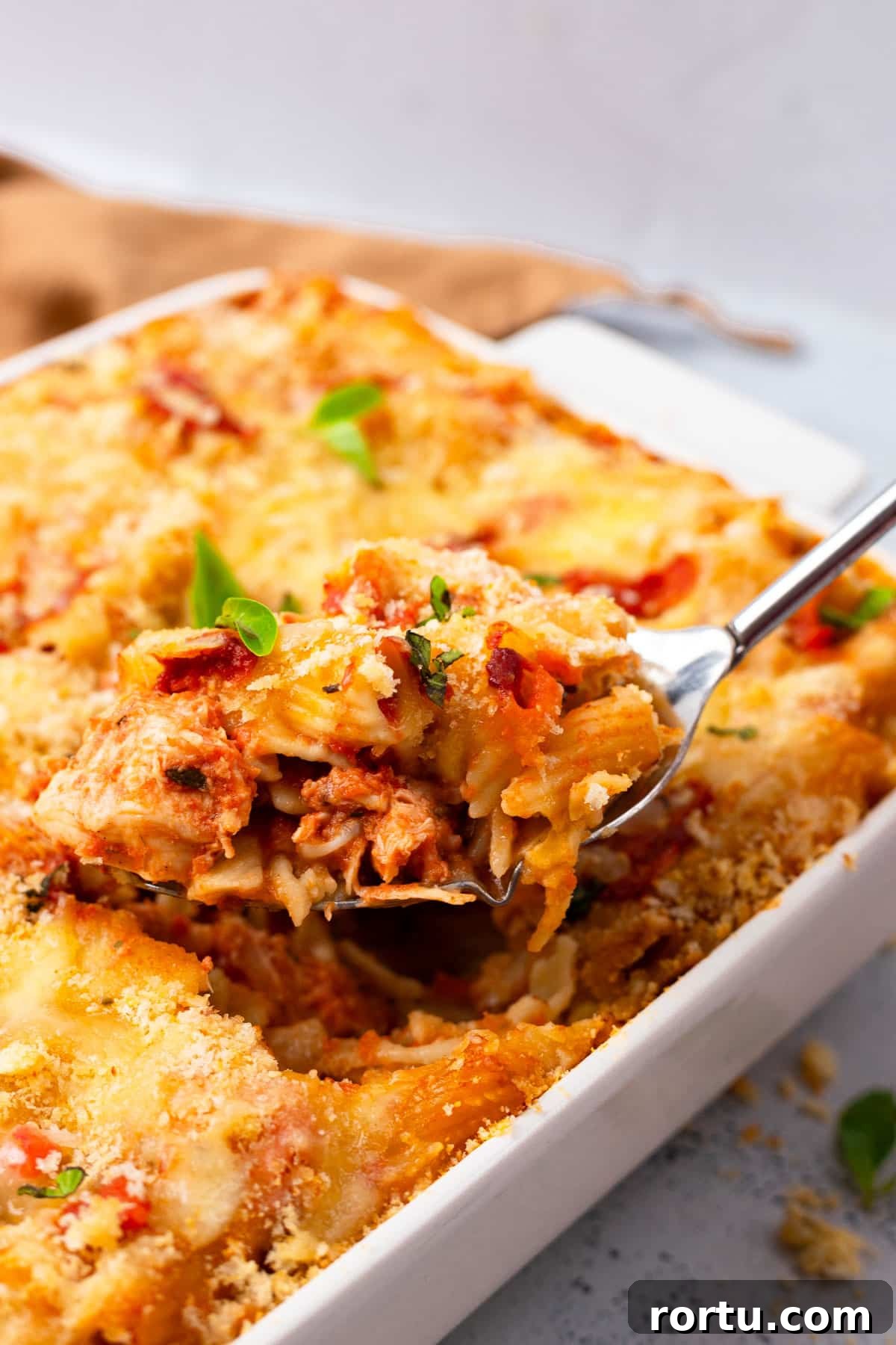 27 Cozy High-Protein Fall Dinners for Busy Weeknights 11 chicken parmesan casserole