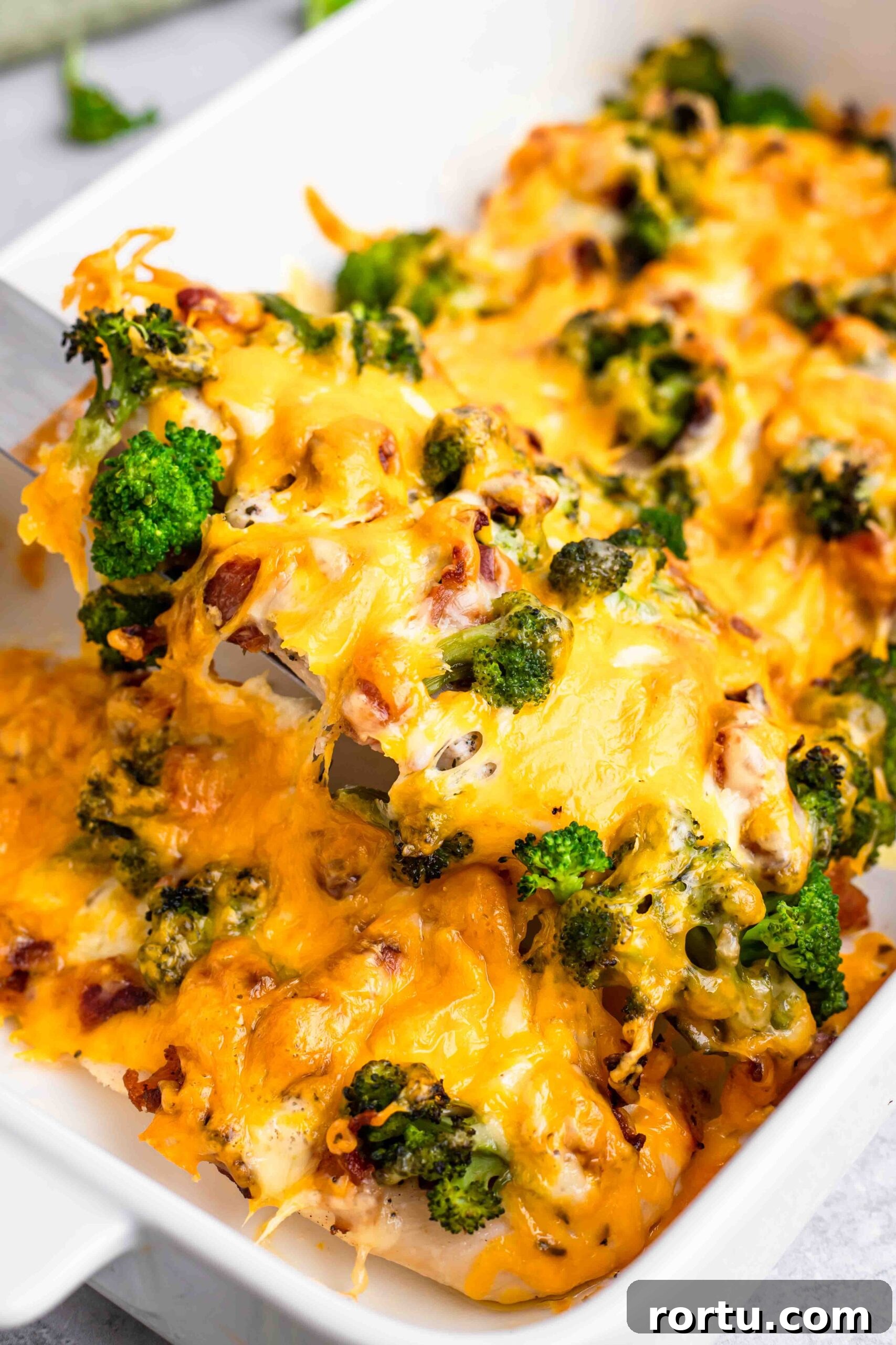 27 Cozy High-Protein Fall Dinners for Busy Weeknights 26 5. Broccoli Bacon Cheddar Chicken