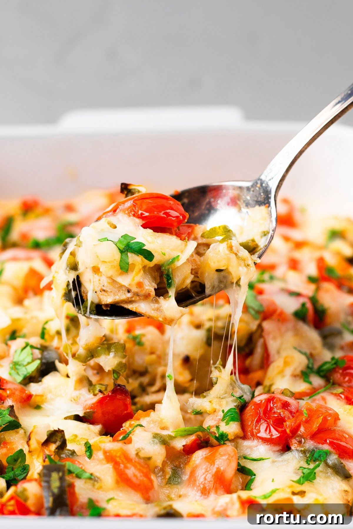 27 Cozy High-Protein Fall Dinners for Busy Weeknights 8 Salsa Fresca Chicken Bake