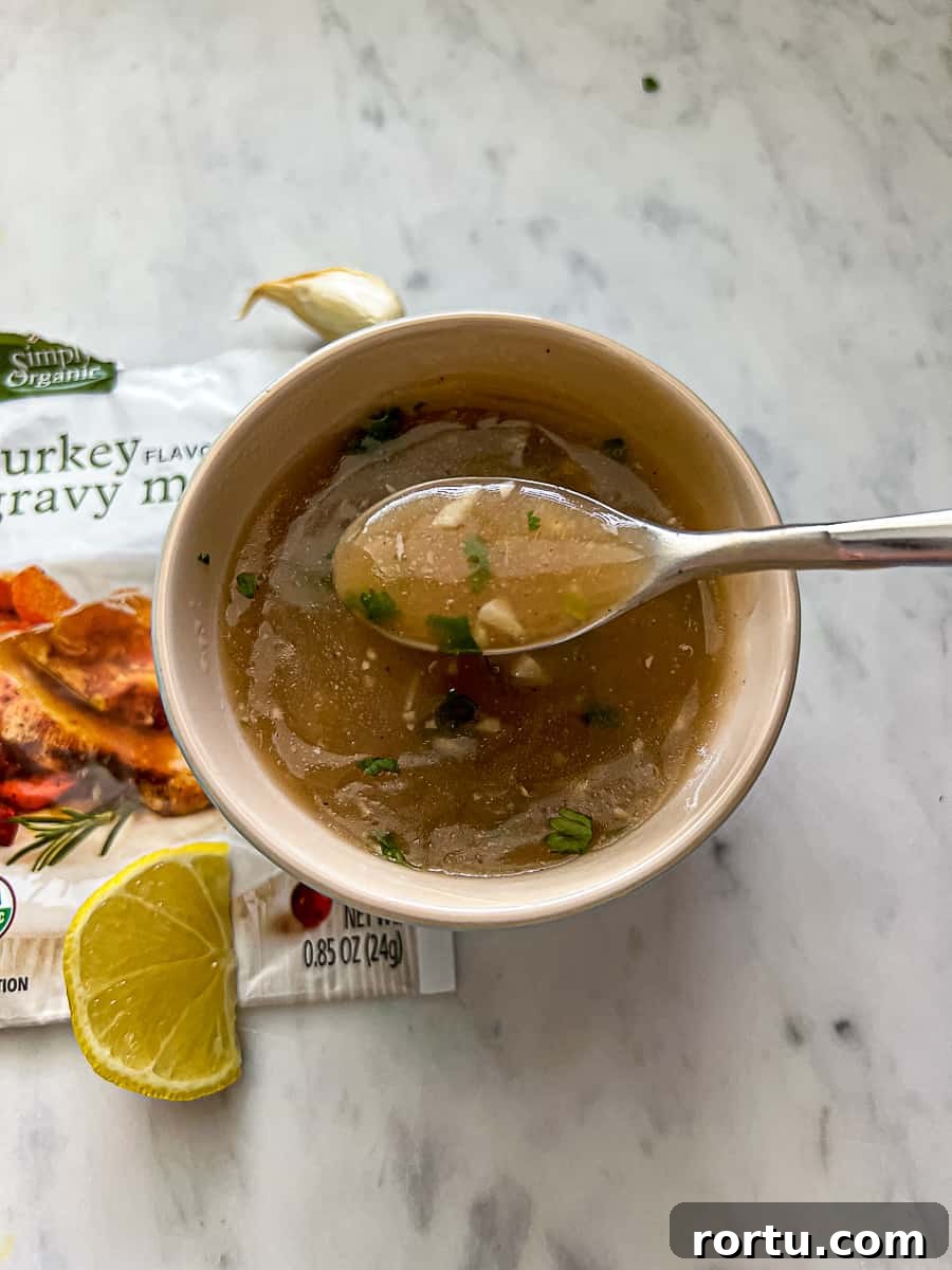 Simply Organic turkey gravy packet mix
