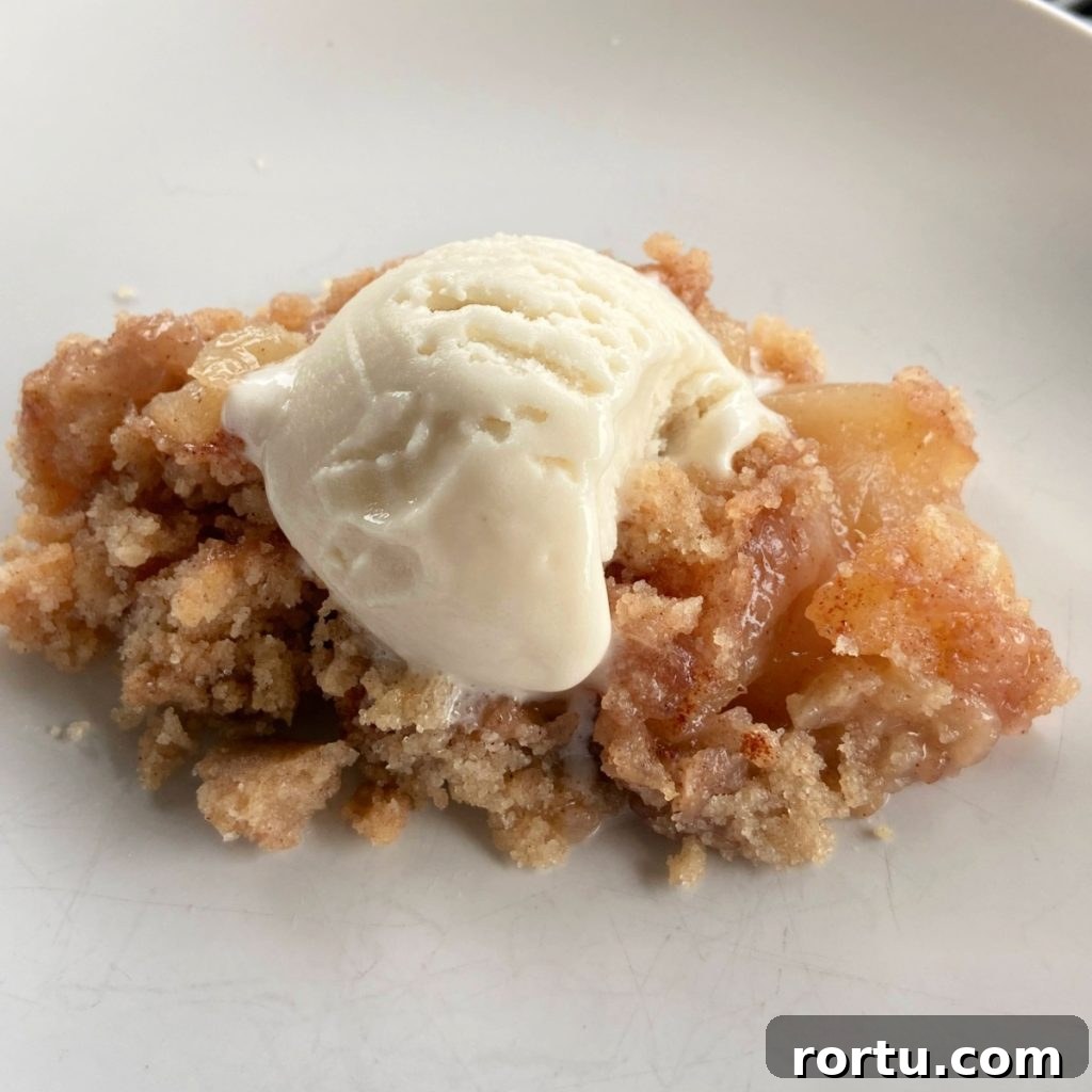 Grandma’s Classic Apple Crisp Recipe for Fall Desserts 2 Grandma's apple crisp