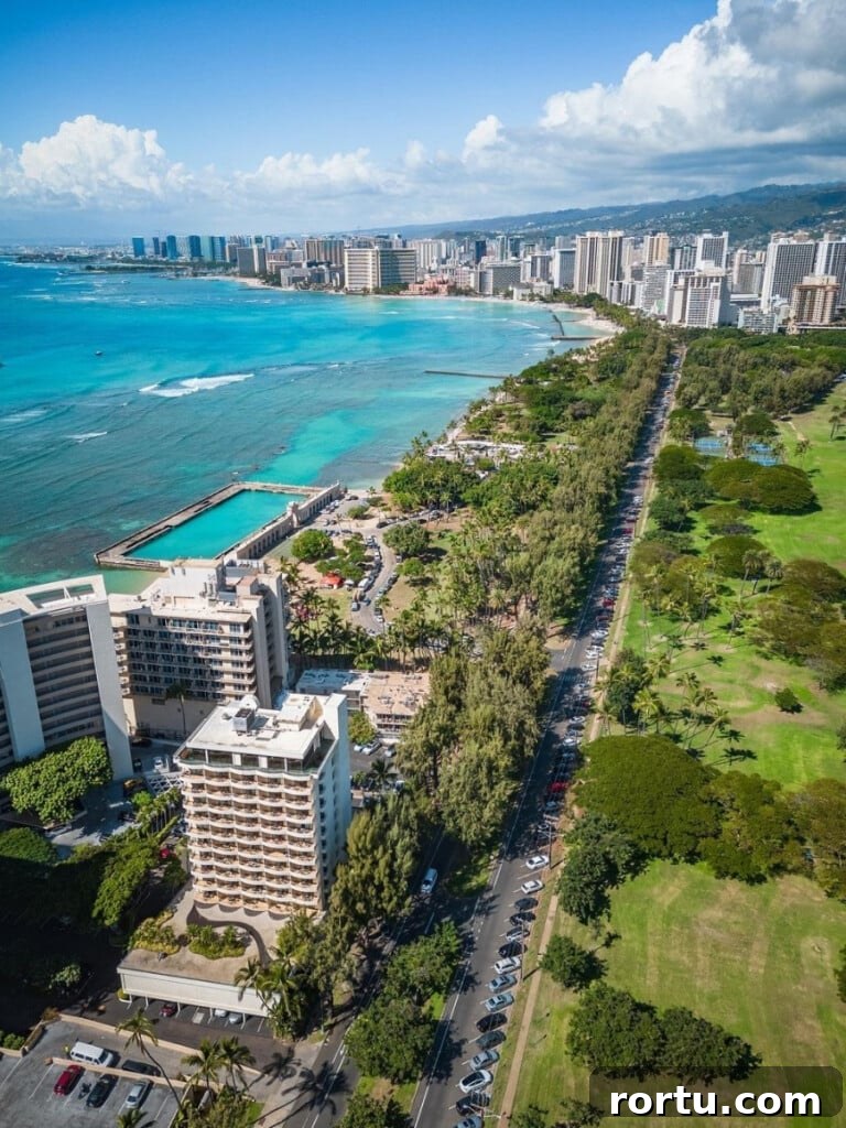 The Lotus Honolulu at Diamond Head on Waikīkīʻs Gold Coast