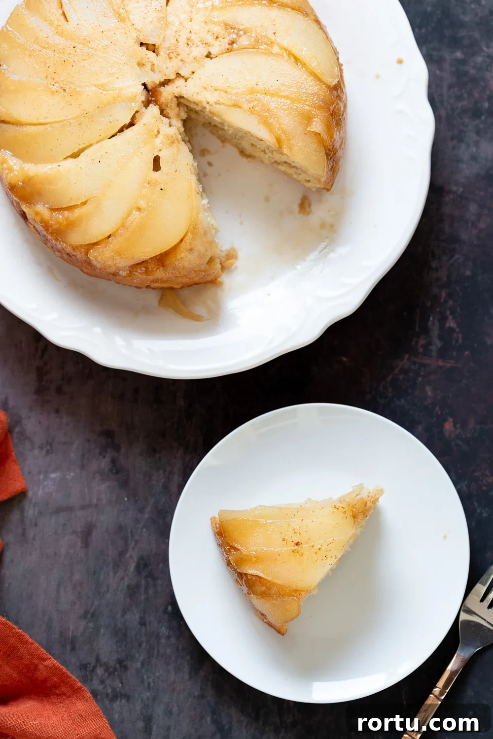 Moist Vegan Pear Upside-Down Cake Recipe 2 Vegan Pear Upside Down Cake. This amazing Vegan Upside Down Cake needs just 1 Bowl and 40 mins. Use other fruits for variation. #Vegan #Nutfree #Soyfree #Recipe Glutenfree option #VeganRicha #PearCake | VeganRicha.com