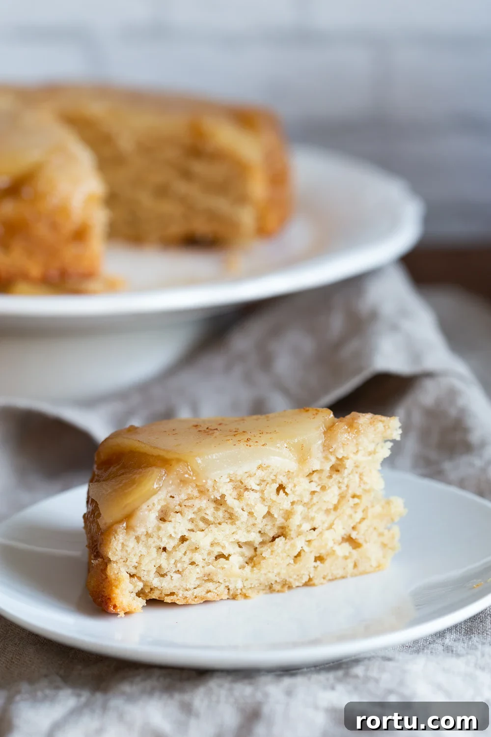 Moist Vegan Pear Upside-Down Cake Recipe 12 Pear Upside Down Cake. This amazing Vegan Upside Down Cake needs just 1 Bowl and 40 mins. Use oother fruits for variation. #Vegan #Nutfree #Soyfree #Recipe Glutenfree option #VeganRicha #PearCake | VeganRicha.com