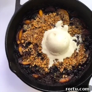 Skillet Peach and Berry Crisp Recipe for Summer Dessert 4 Peach Berry Crisp