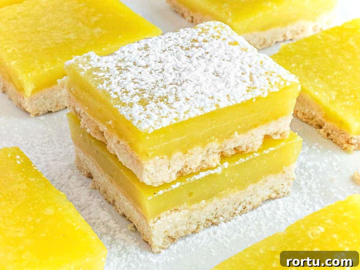 Lemon bars with powdered sugar