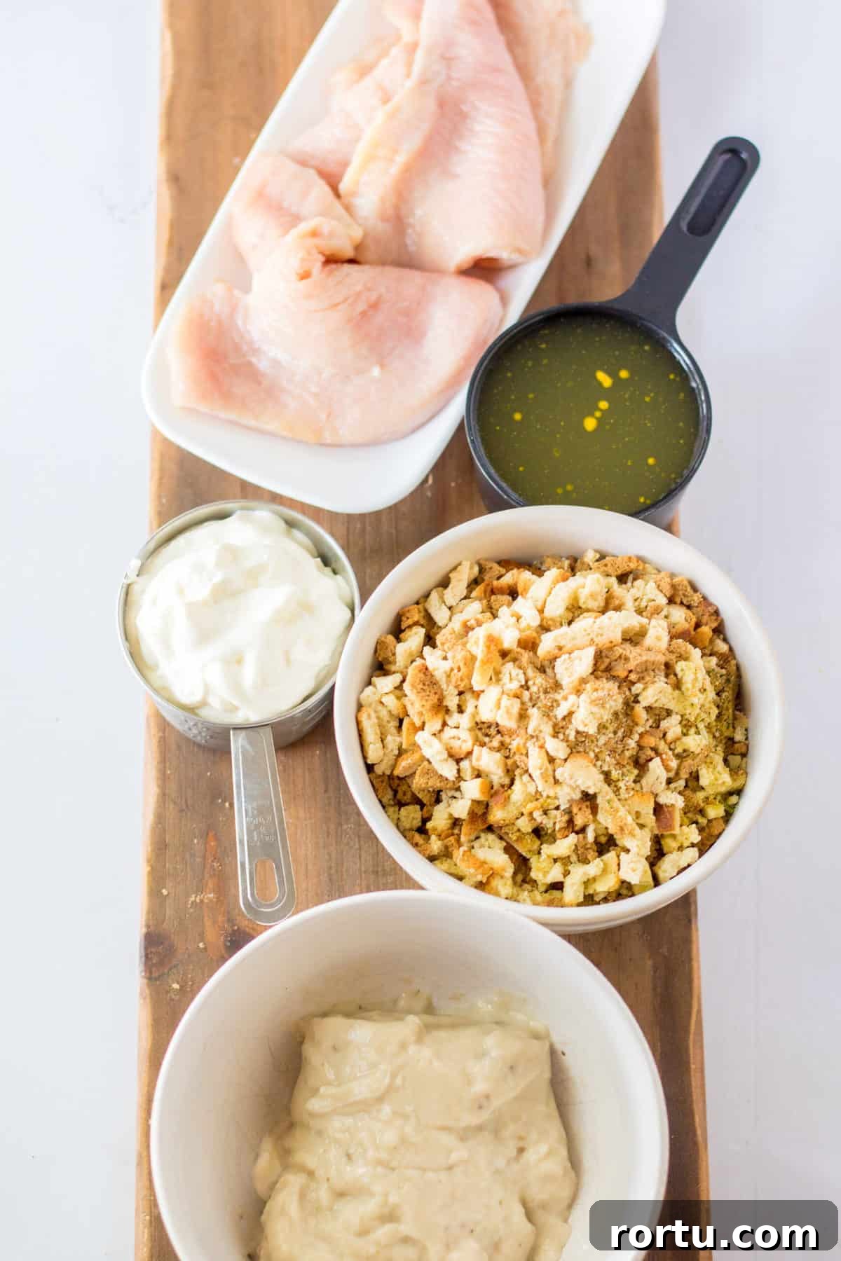 ingredients to make slow cooker turkey stuffing casserole