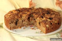 Apple, Almond and Date Cake Recipe: Moist Spiced Apple Loaf