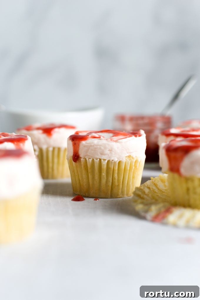 Zesty Lemon Strawberry Cupcakes with Cream Cheese Frosting 2 img 547 1