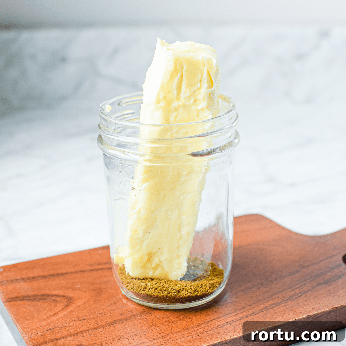 Look no further if you're looking for the best butter to make cannabutter. This guide will help you determine which type of butter is best for making a delicious batch of cannabutter at home.