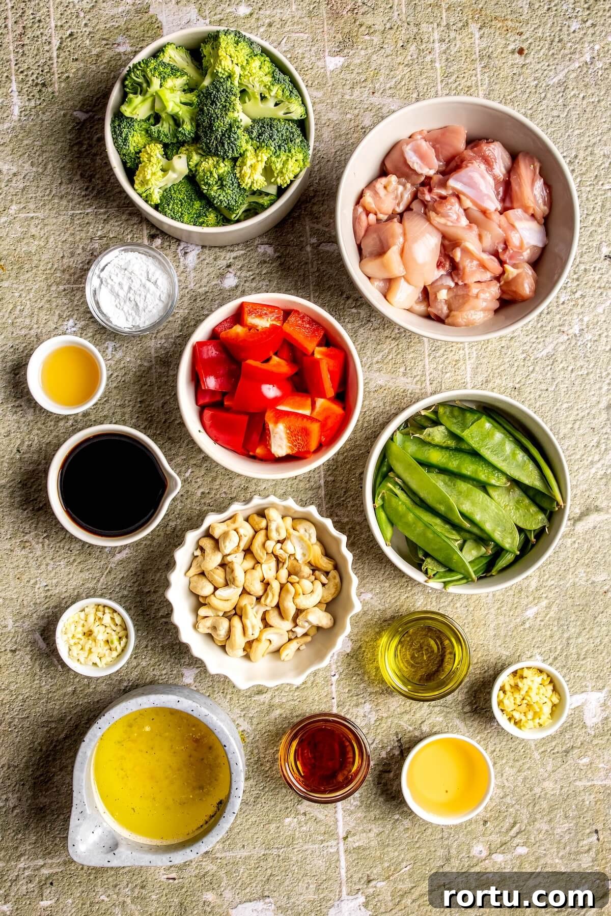 One-Skillet Cashew Chicken Stir-Fry Recipe for Weeknights 4 Ingredients for One Skillet Cashew Chicken - Olivia Adriance