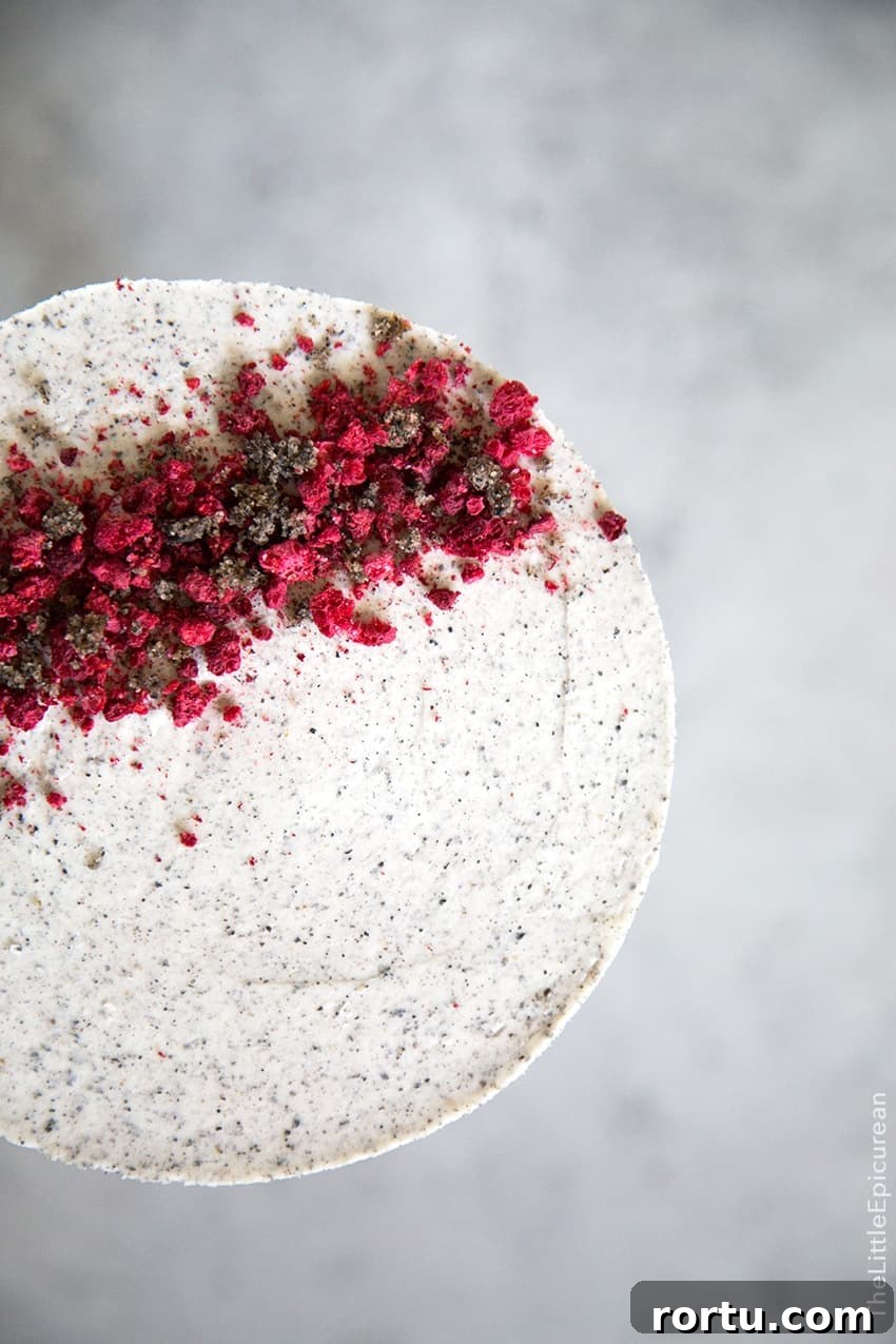 Raspberry Black Sesame Cake 